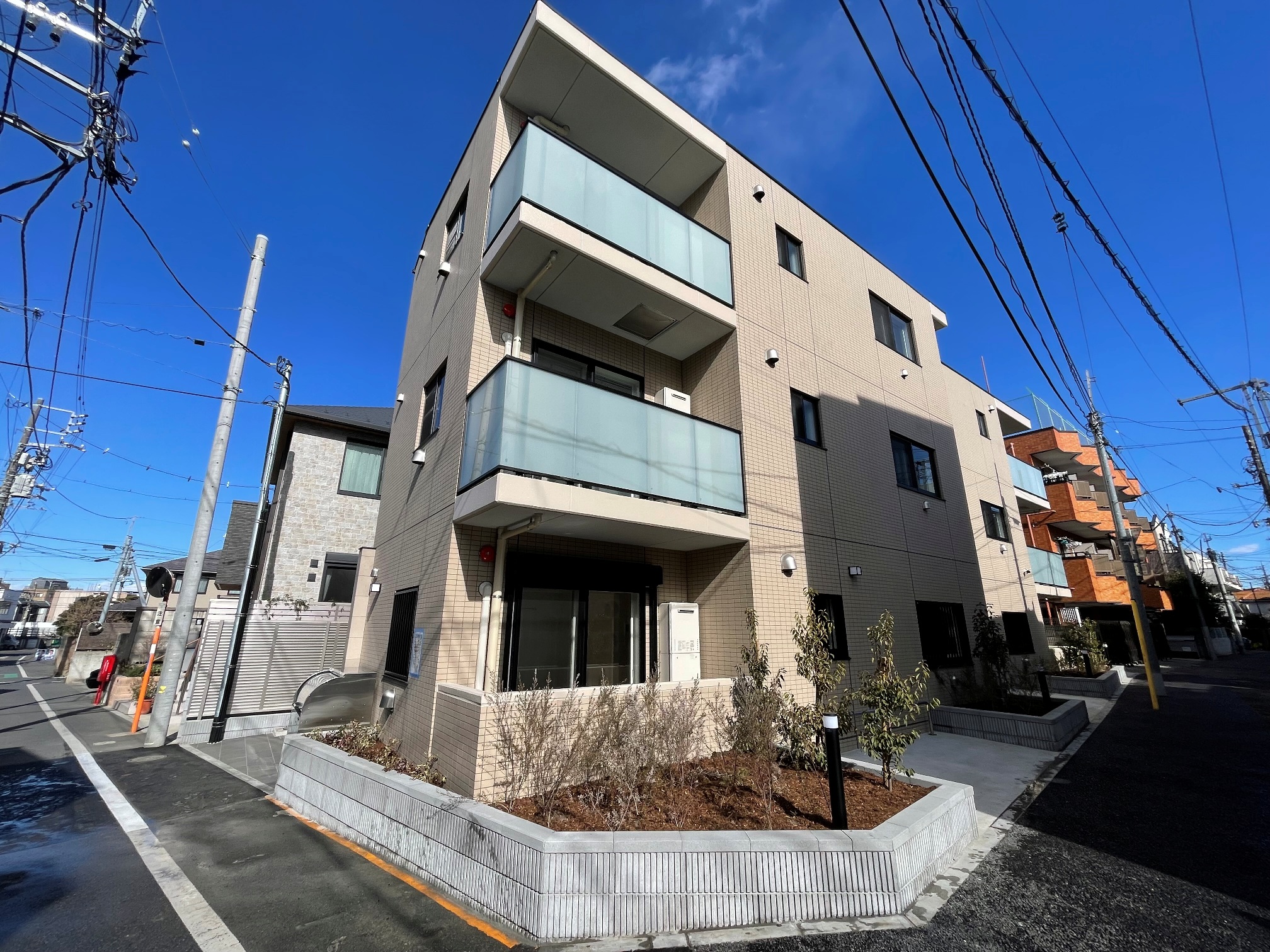 ARM(アーム)新井薬師前