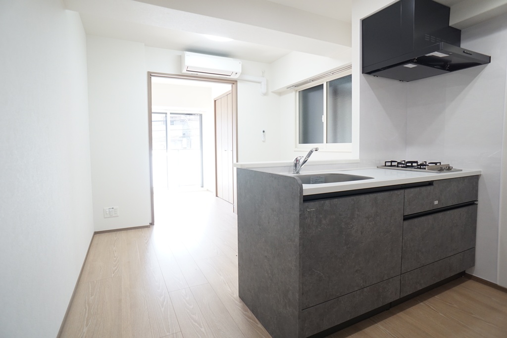 「アークヒルズ横浜反町」内装(1)